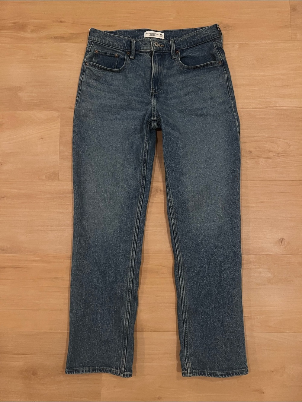 Abercrombie Mid-rise 90s Jeans
